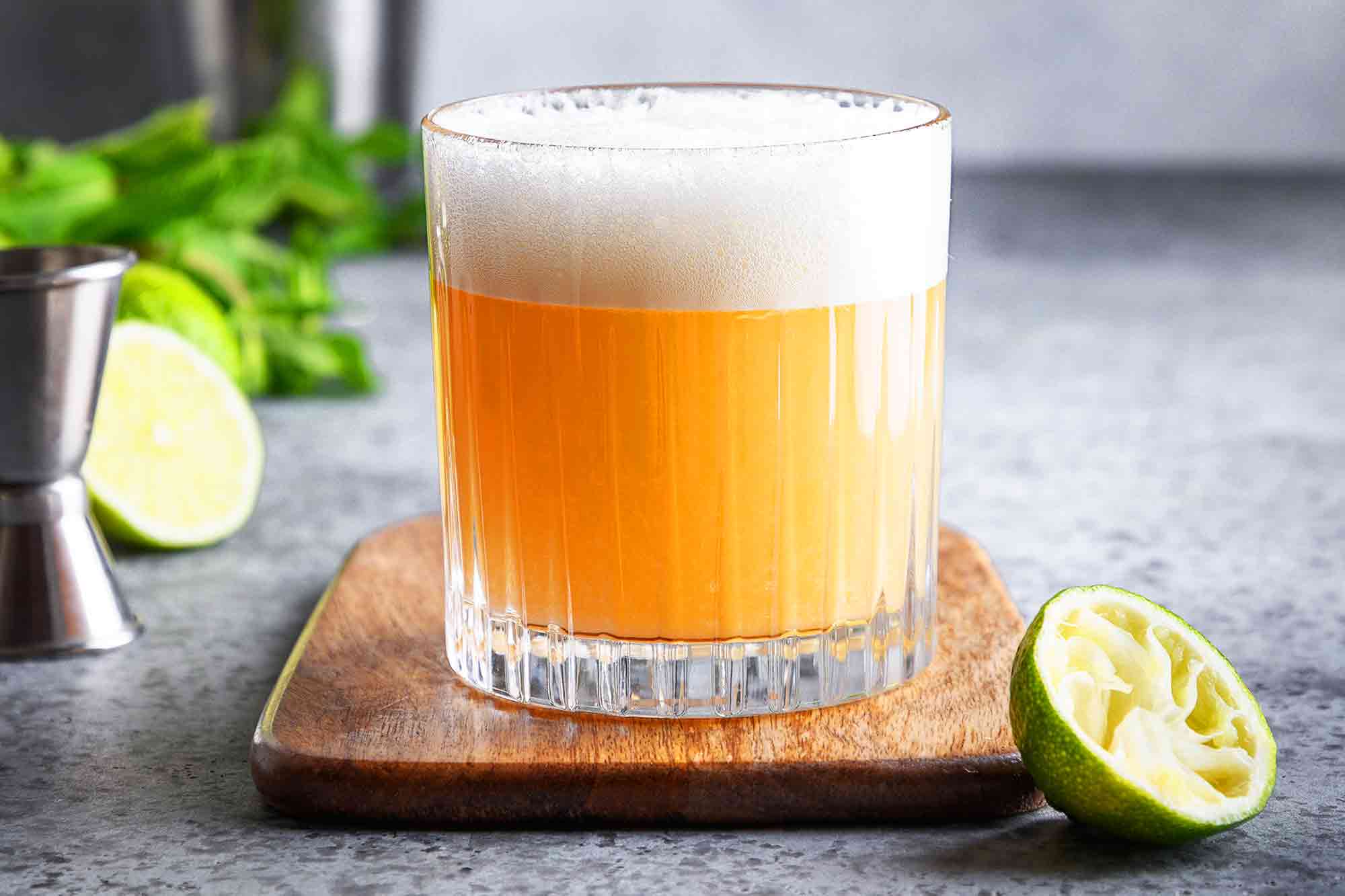 Taiwanese Oolong Tea Whiskey Sour