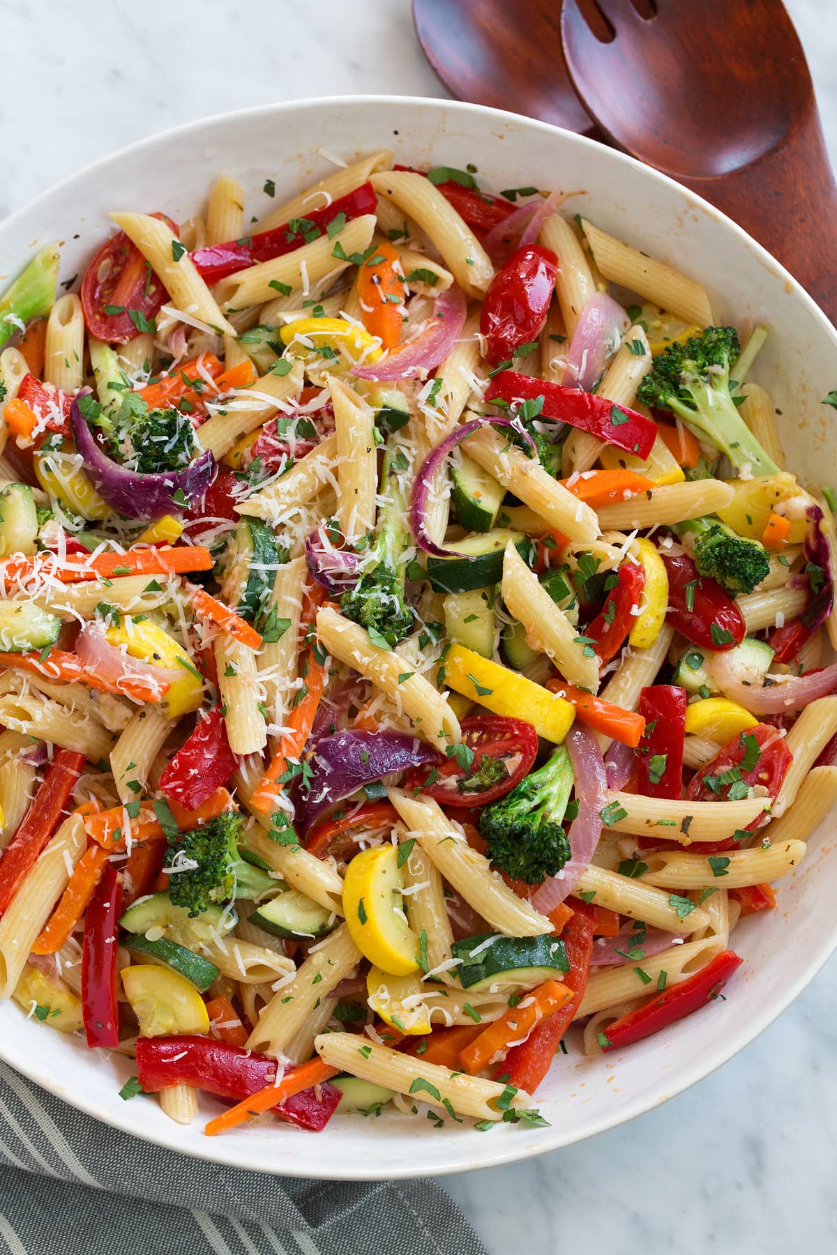 Asian-Garlic Pasta with Tofu and Vegetables