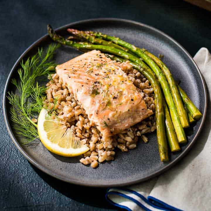 Bloating-Busting Lemon-Dill Salmon with Asparagus