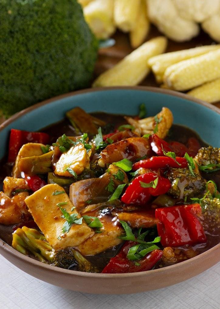 Stir-Fried Vegetables in Spicy Garlic Sauce