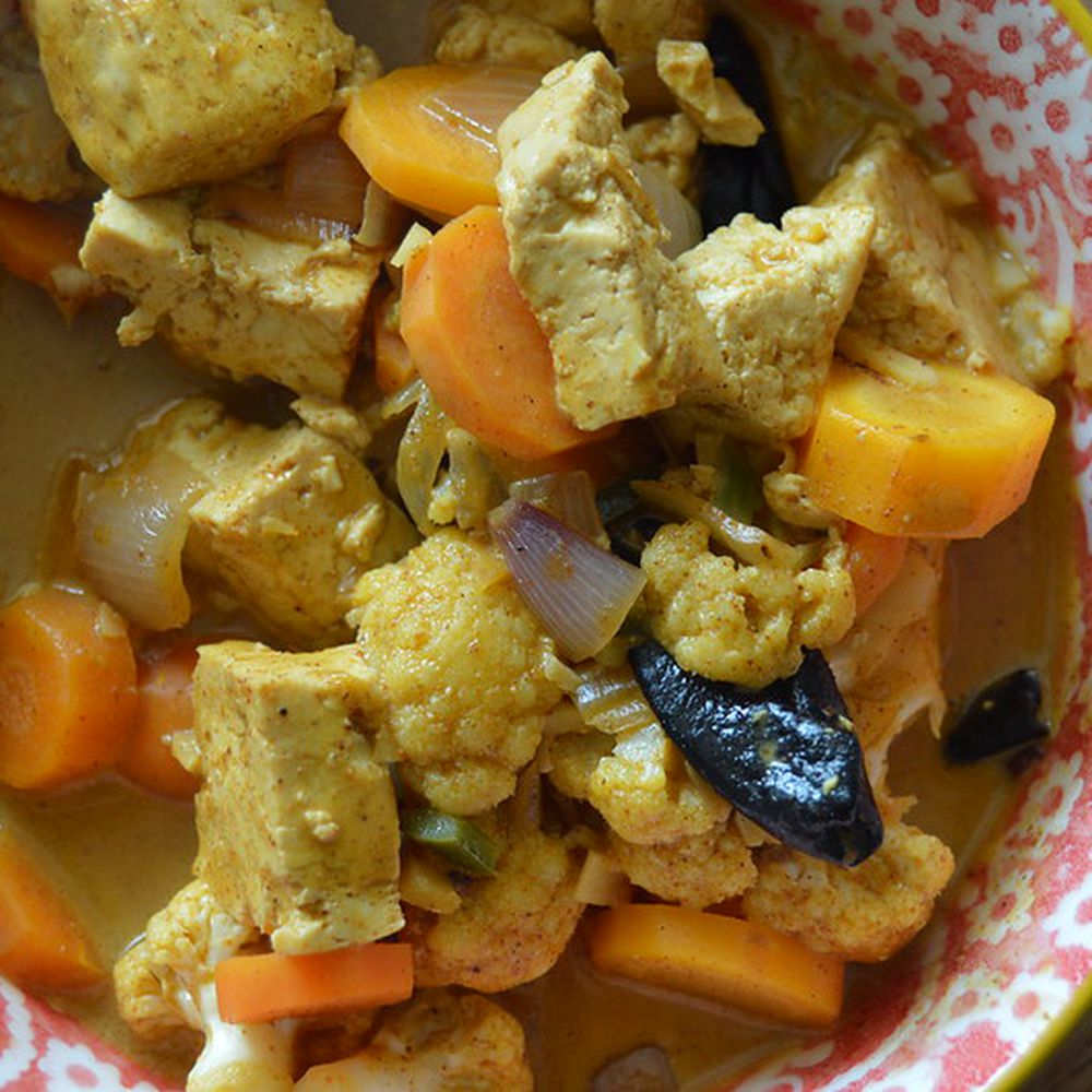 Coconut Milk Vegan Curry with Tofu and Vegetables
