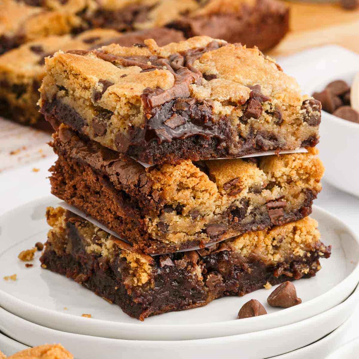 One-Bowl Chocolate Chip Brownie Cookie Bars