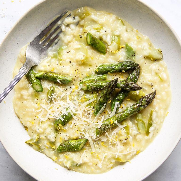 Asparagus and Parmesan Risotto with White Wine