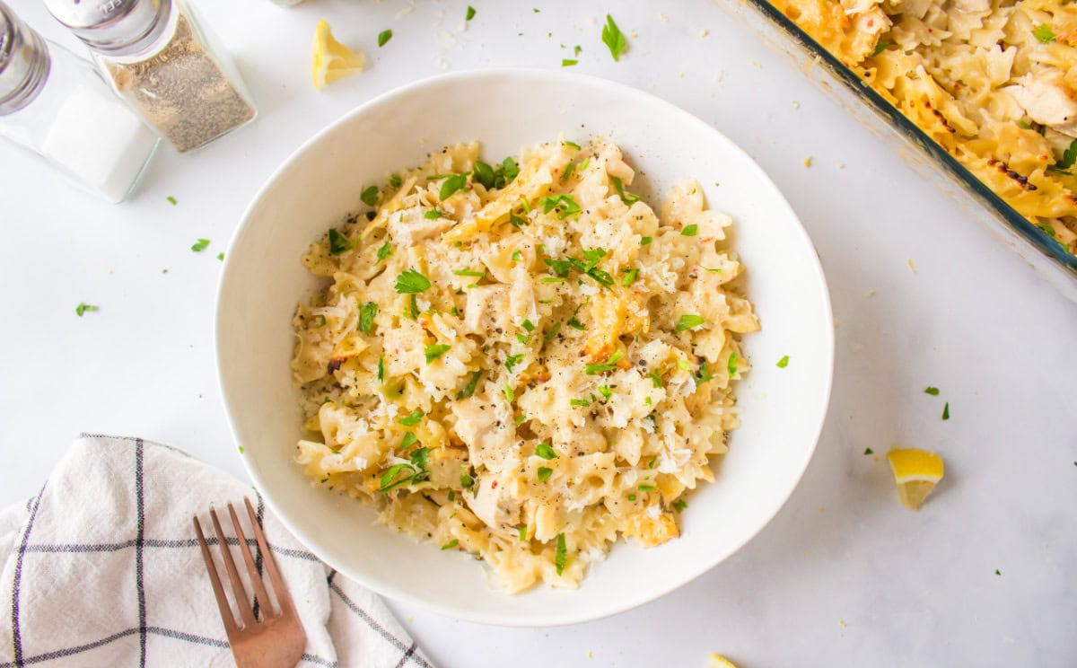 Lemon-Dill Chicken & Herb Pasta with Creamy Lemon Sauce