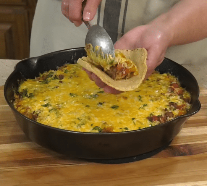 One-Pan Cheesy Beef & Veggie Skillet with Rice