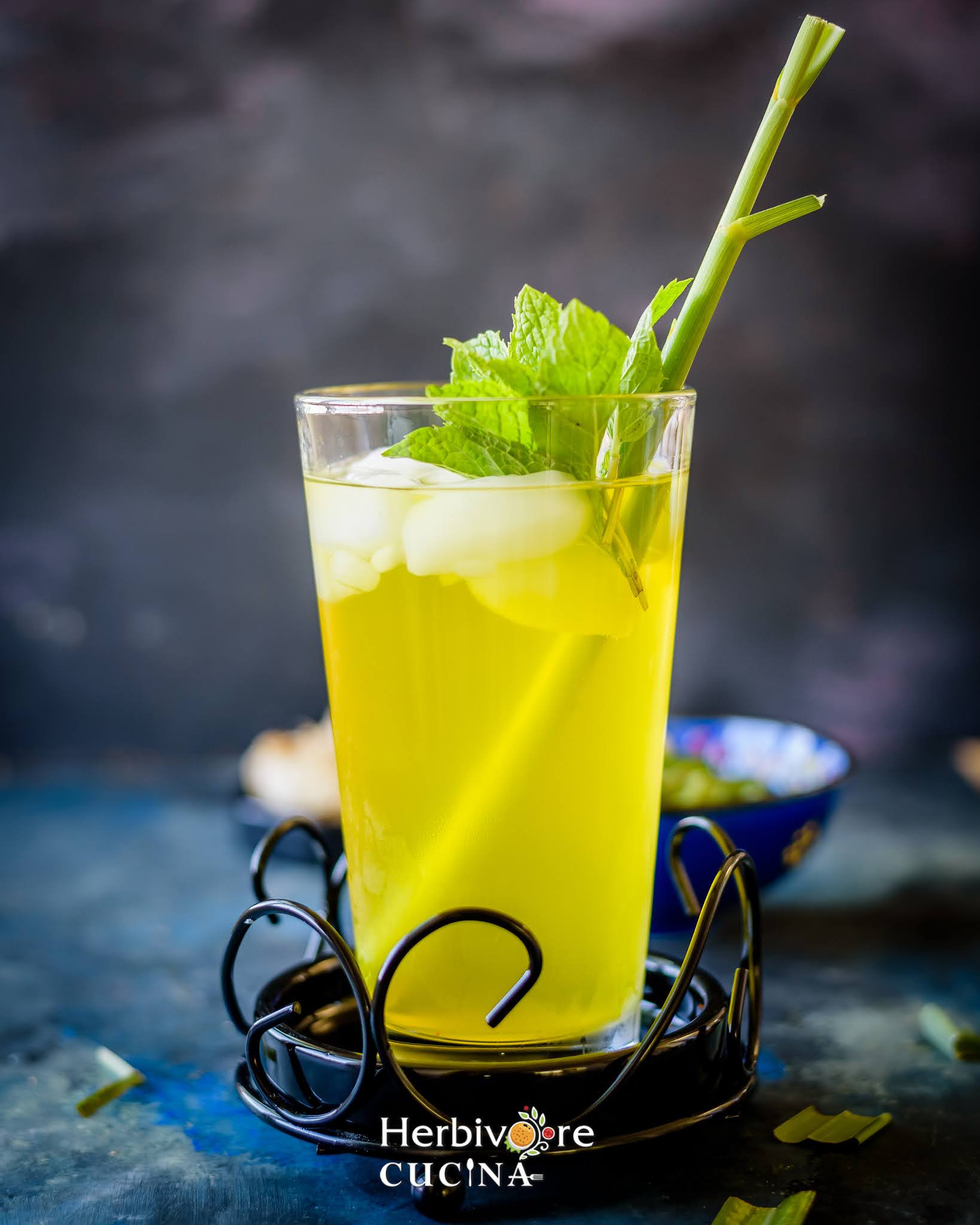 Ginger-Lemongrass Tonic Cooler