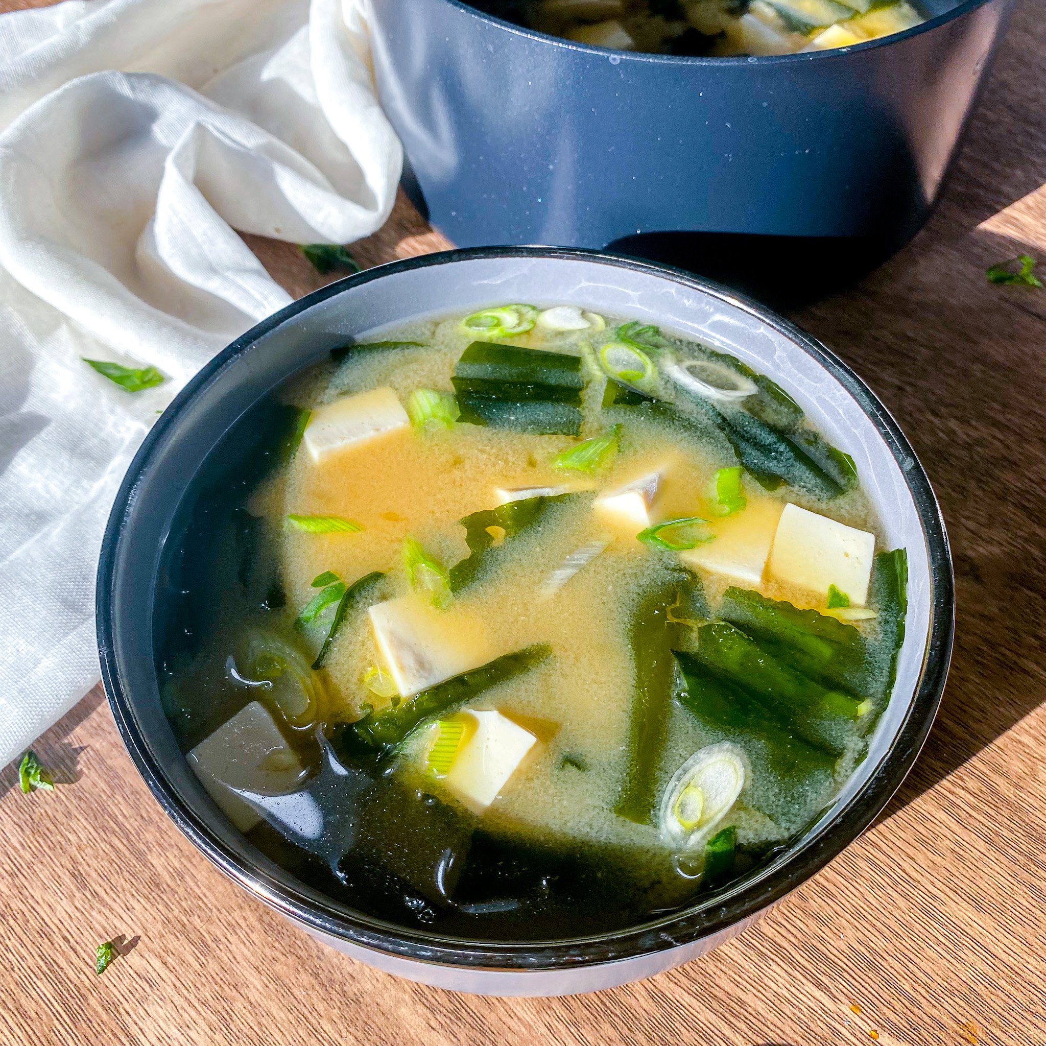 Amateur Miso Soup with Tofu and Seaweed