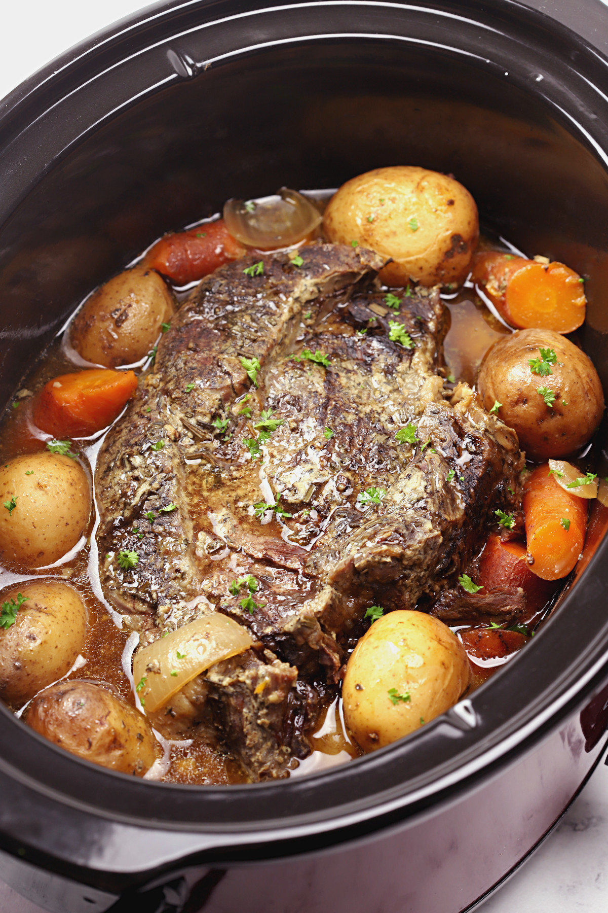 Slow-Cooked Beef Chuck Roast with Carrots and Onions