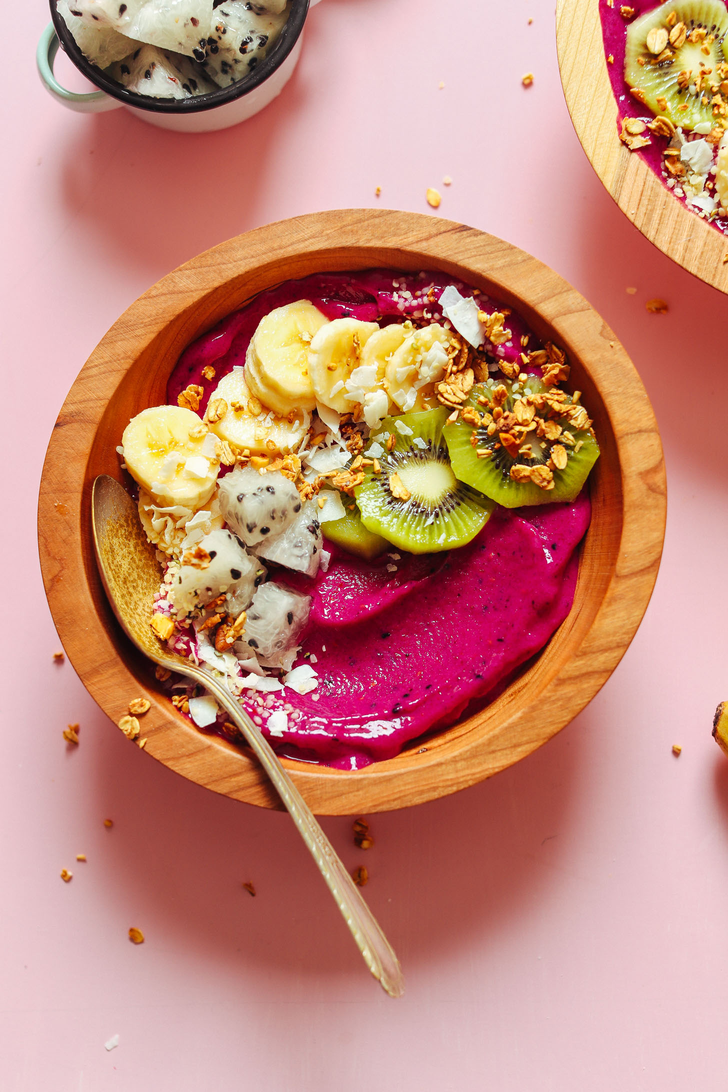 Tiki-Inspired Coconut Pineapple Smoothie Bowl