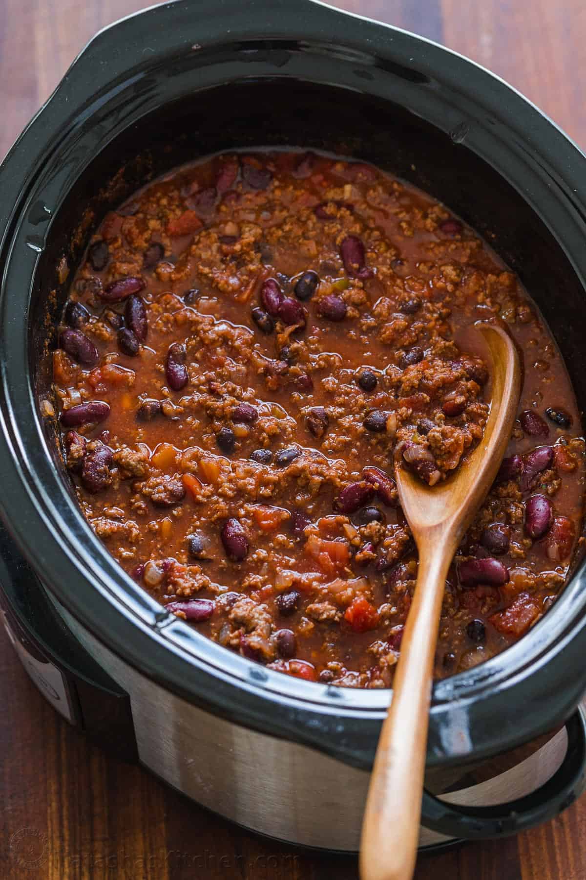 Slow-Cooked Beef Chili with Southwestern Spices
