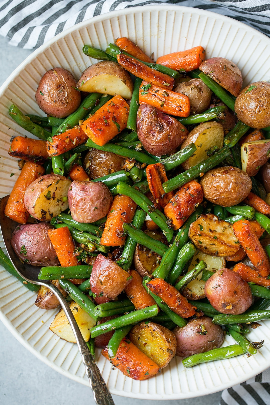 Pan-Roasted Vegetables with Garlic and Thyme