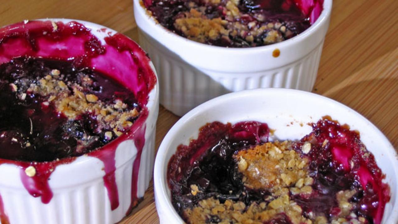 Cherry Creek Berry Crumble with Thyme