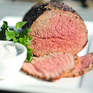 Native English-Style Roast Beef with Horseradish Cream