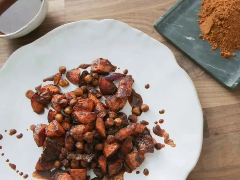 Ethiopian Fried Spiced Chickpeas with Berbere and Garlic