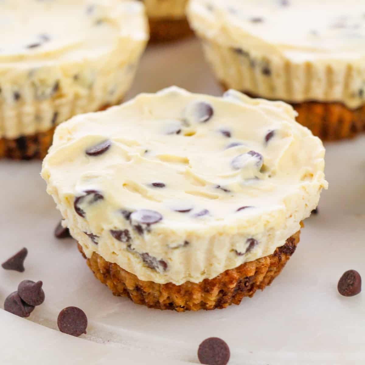 No-Bake Chocolate Chip Cookie Dough Cheesecake Cups