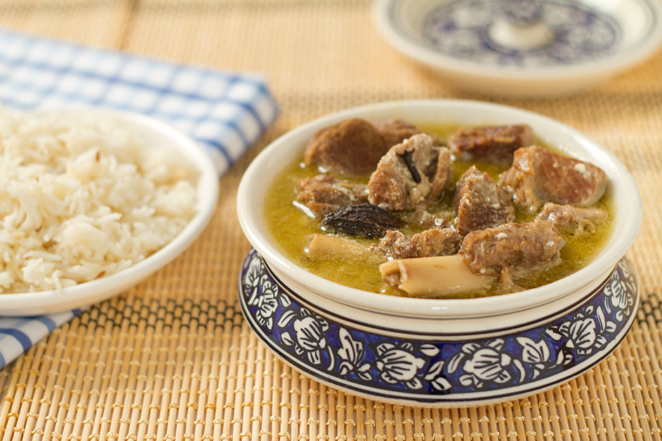 Simmered Kashmiri Mutton Yakhni with Yogurt and Aromatic Spices