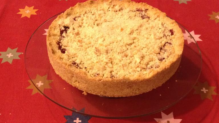 Raspberry & Almond Crumble Tart