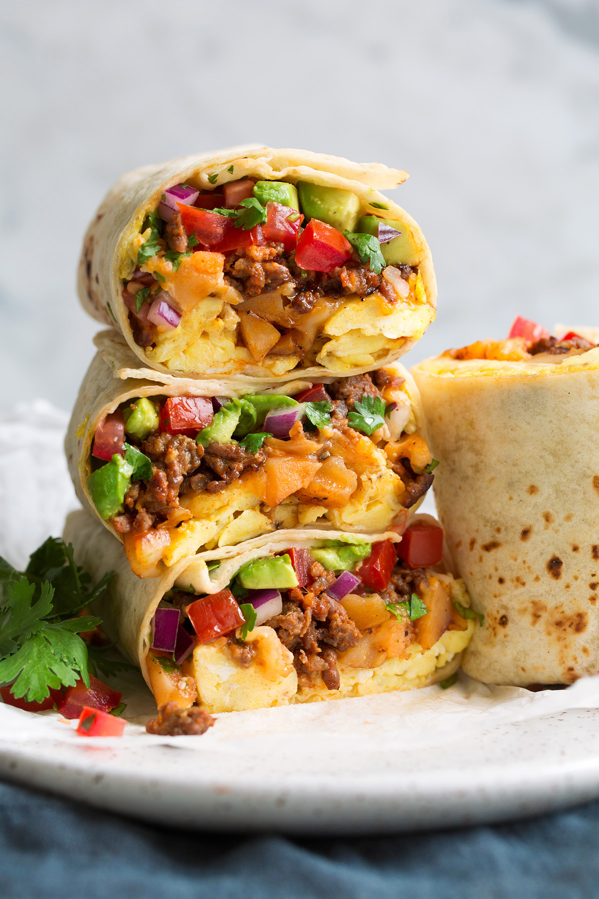 Make-Ahead Breakfast Burritos with Scrambled Eggs and Veggies
