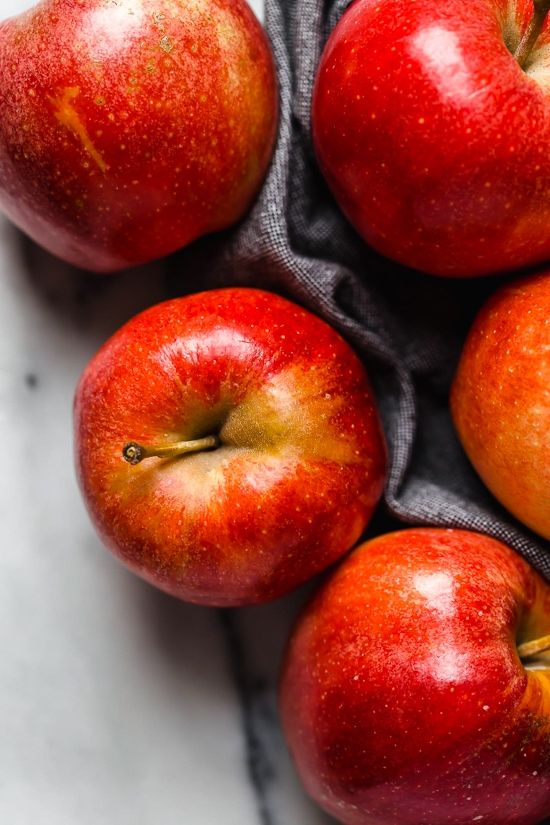 Oven-Roasted Apple Cinnamon Crisp