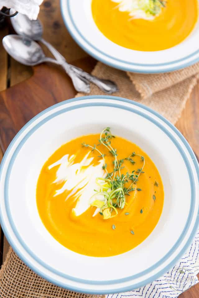 Sablon Leek & Potato Soup with Herbed Cream