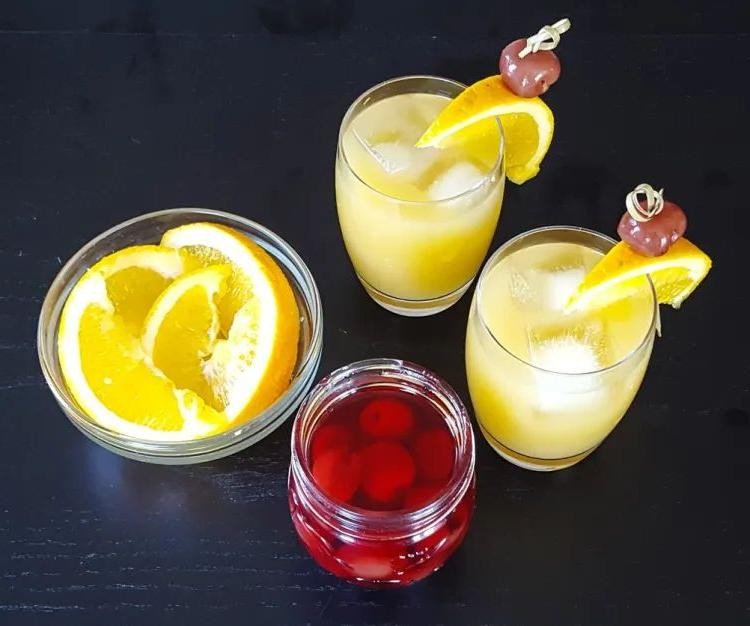 Classic Crowd-Pleaser Whiskey Sour
