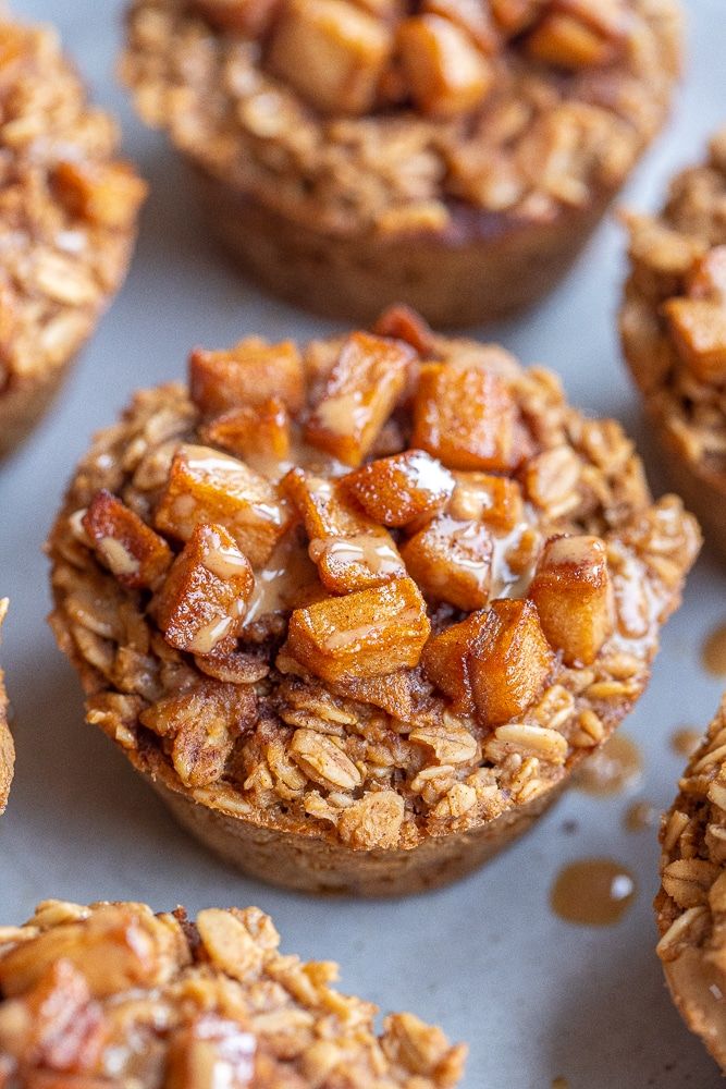 Baked Maple-Glazed Apple Oatmeal Cups