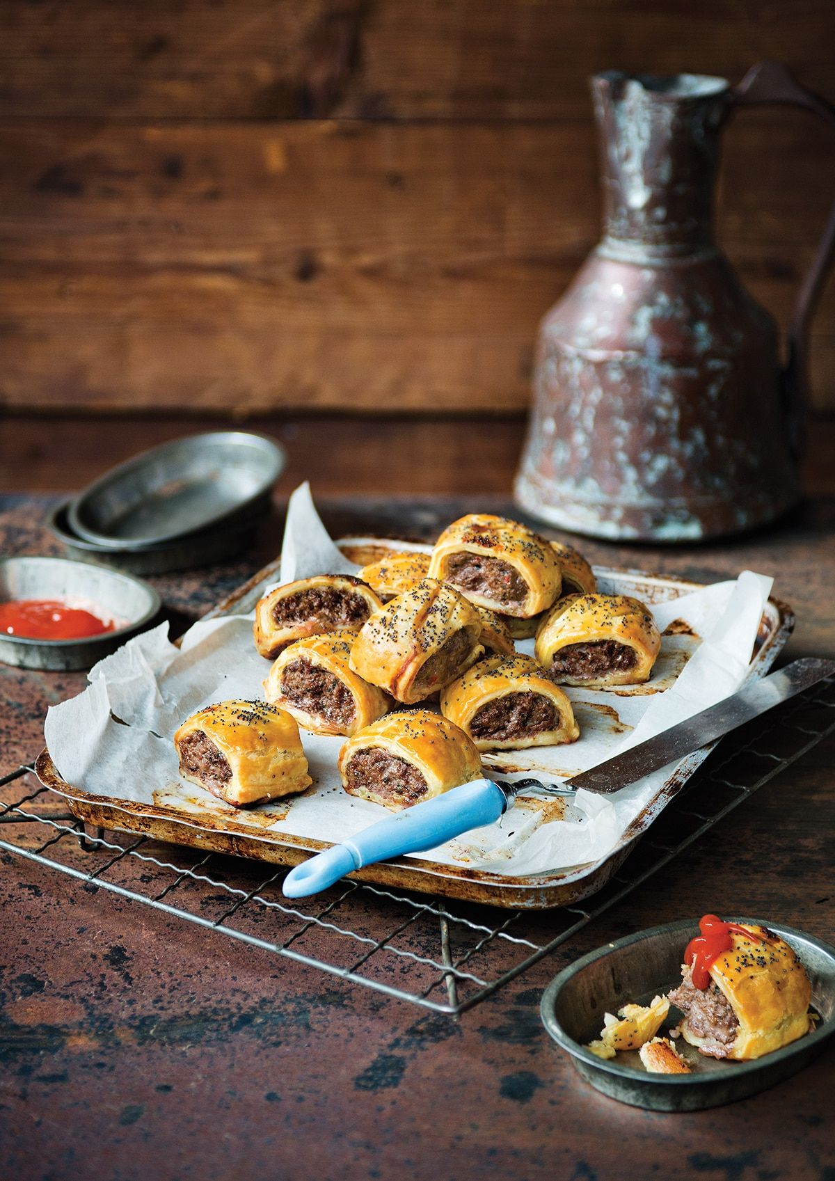 Oven-Baked Kangaroo Sausage Rolls with Native Spices