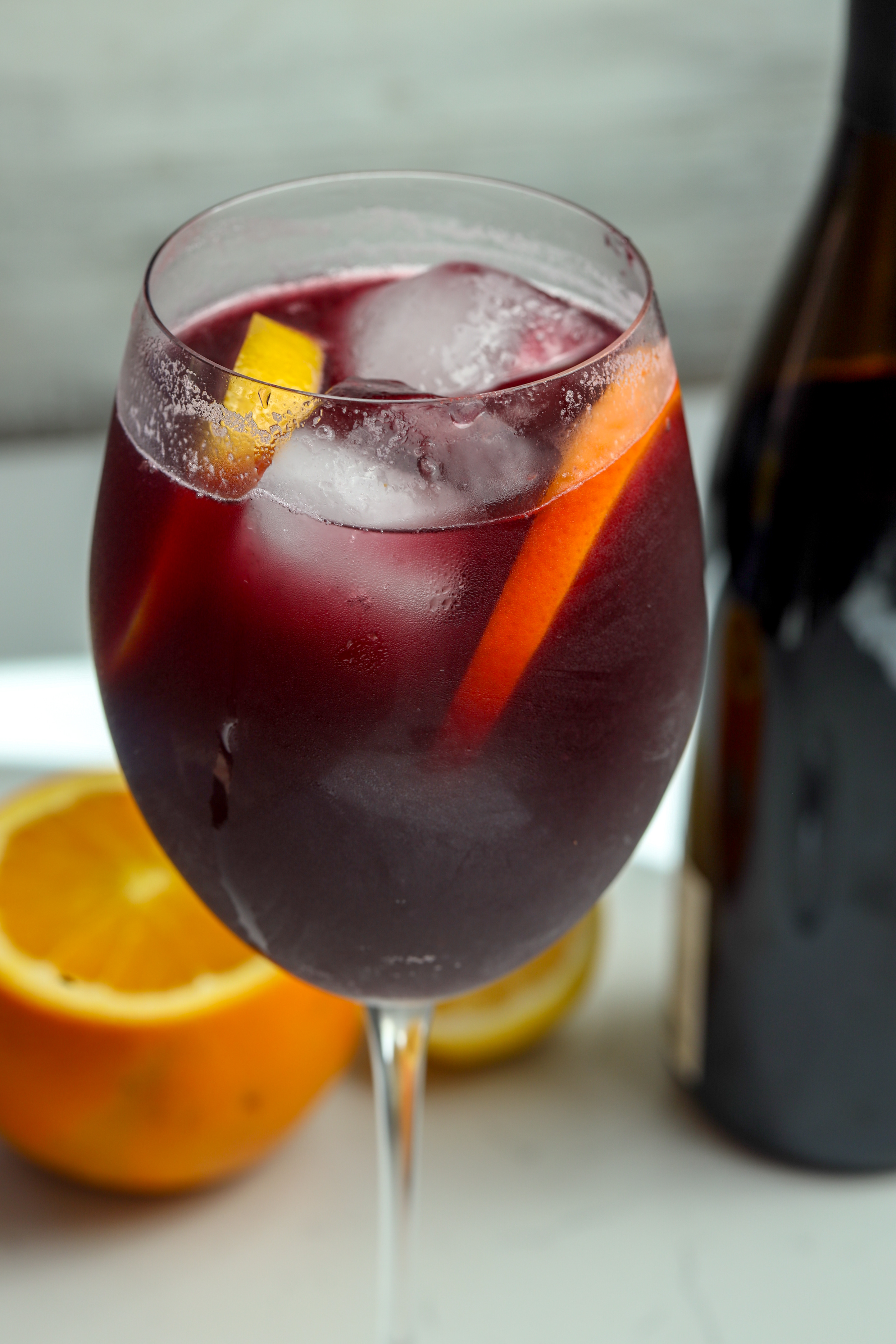 Chilled Tinto de Verano with Fresh Lemon and Sparkling Soda