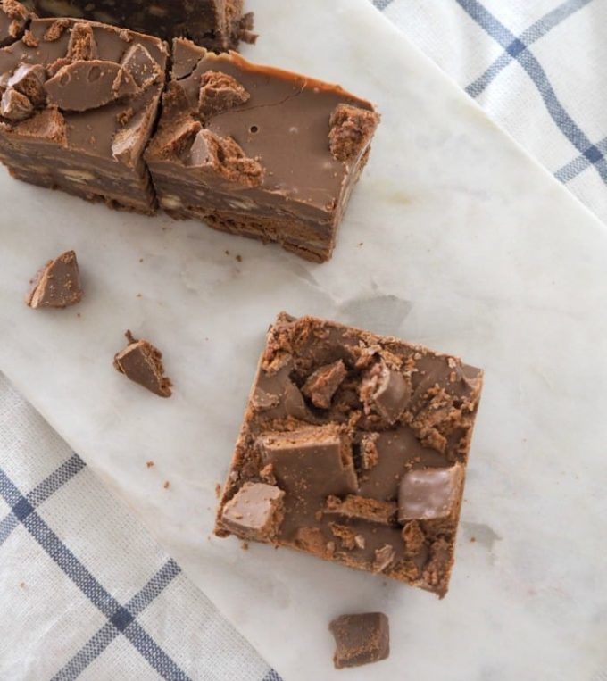 No-Bake Chocolate Tim Tam Slice with Macadamia Crunch