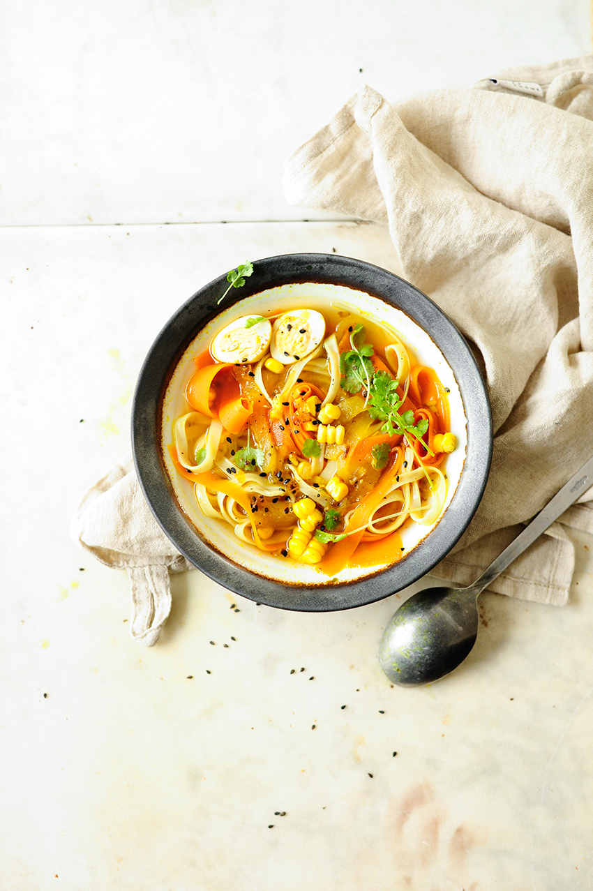 Bloat-Relieving Turmeric Vegetable Soup