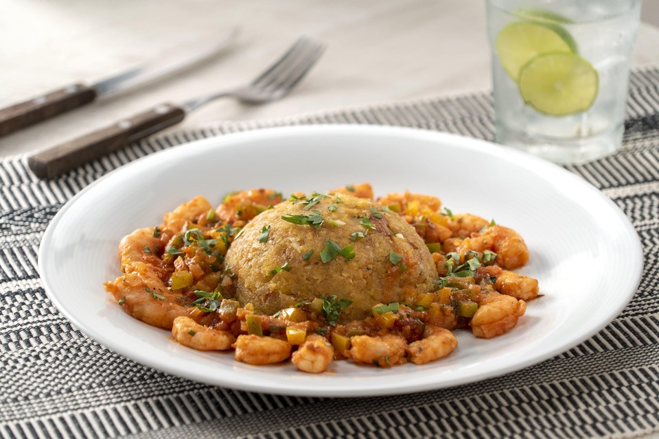 Mofongo de Camarones con Plátano Maduro