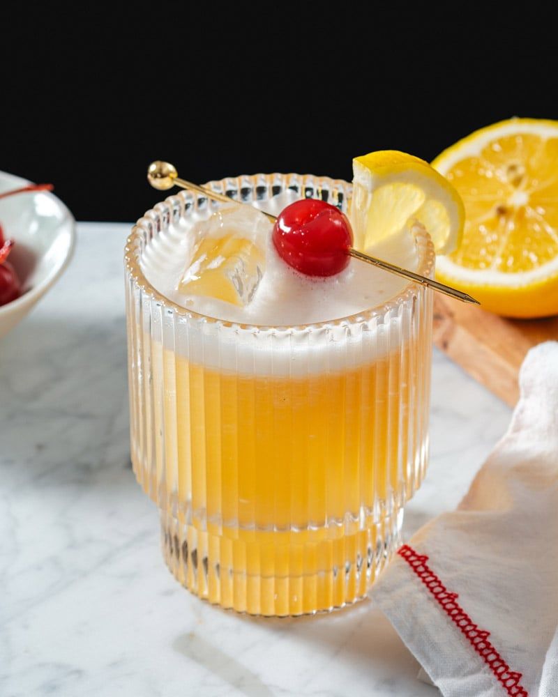 Urban Nightscape Spiced Rum Sour