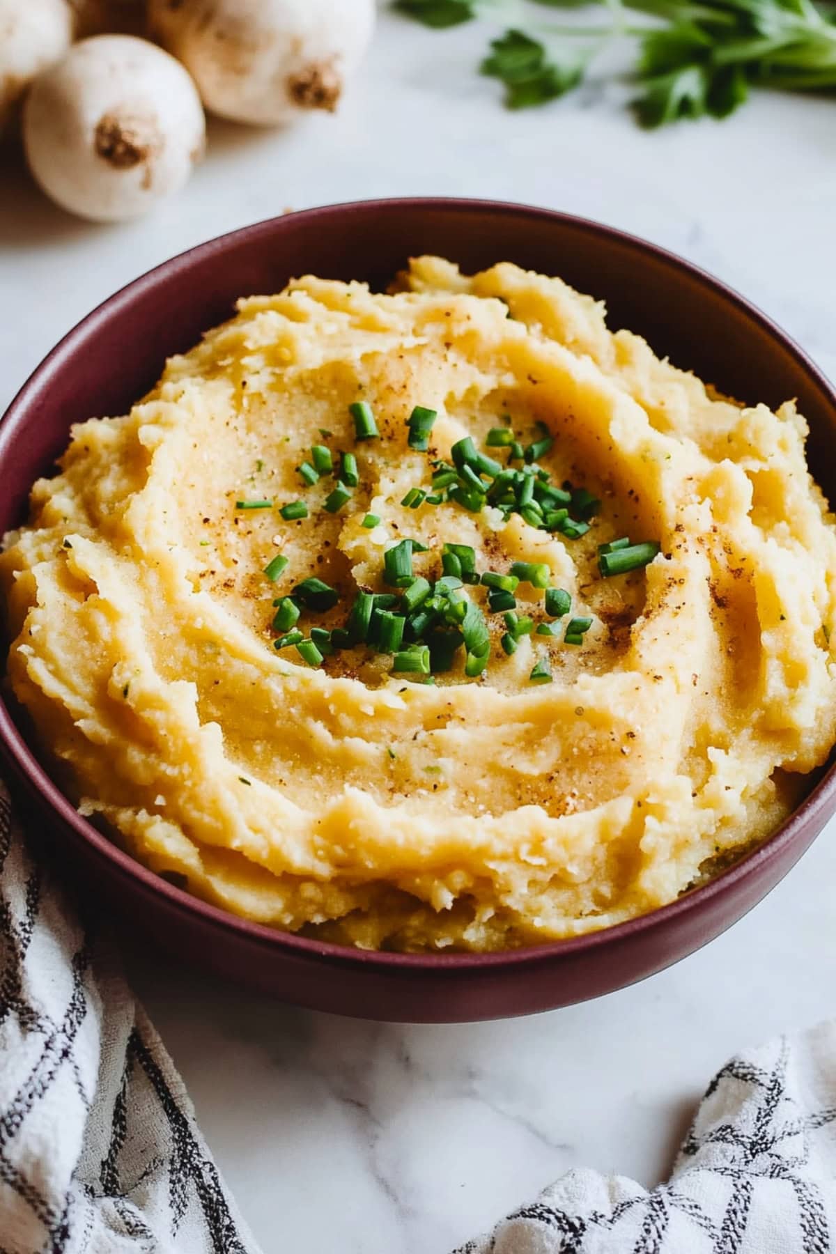Creamy Mashed Rutabaga with Butter and Nutmeg
