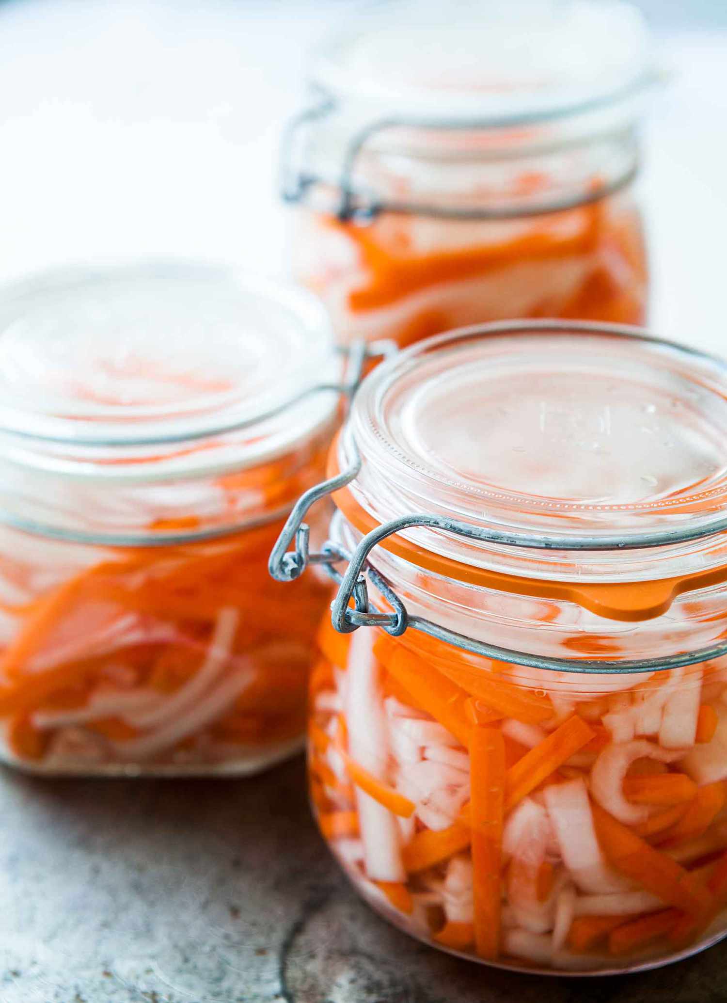 Pickled Vietnamese Carrots and Daikon Radish