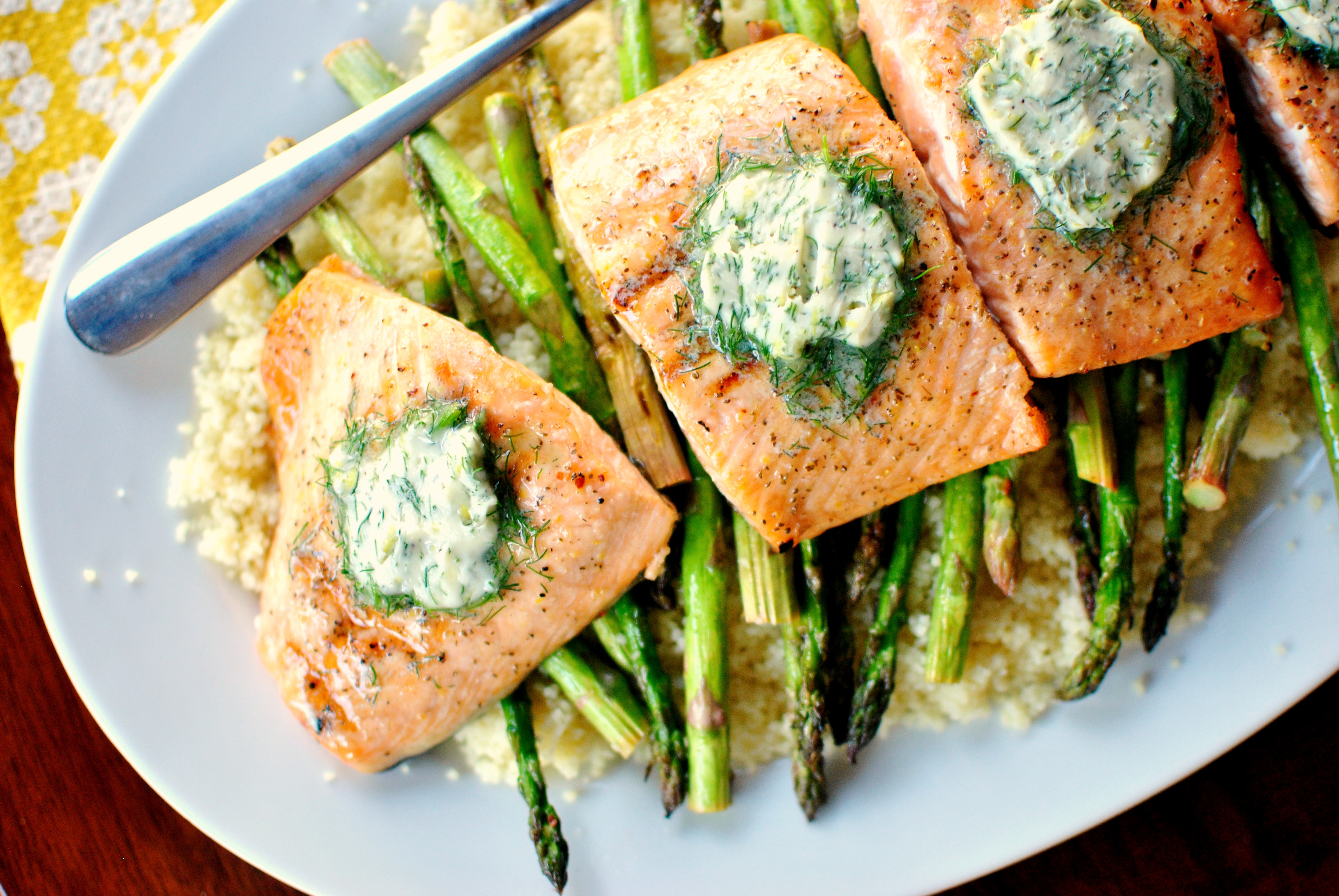 Dill-Lemon Grilled Salmon