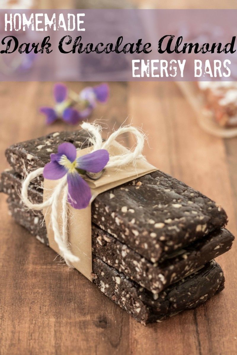 No-Bake Chocolate Almond Energy Bars