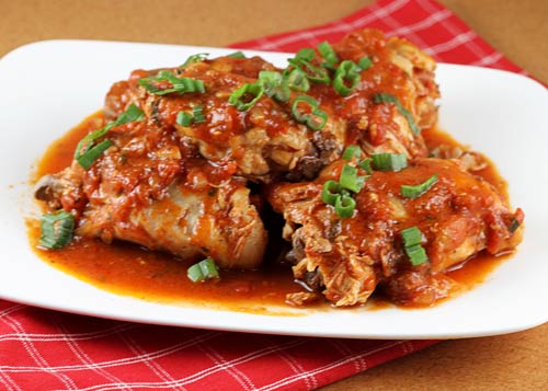 Braised Poulet DG with Spicy Tomato Sauce