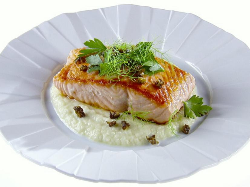 Pan-Roasted Salmon with Orange and Fennel Salad