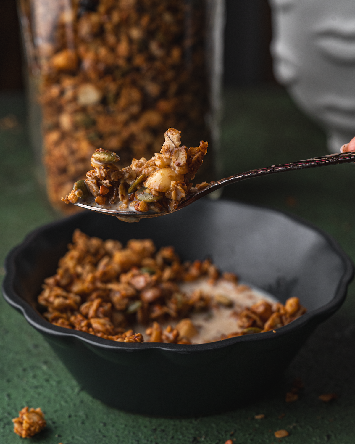 Wattleseed and Macadamia Nut Granola