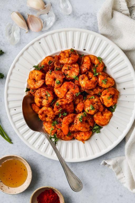 Sautéed Garlic Shrimp with Smoked Paprika and Toasted Bread