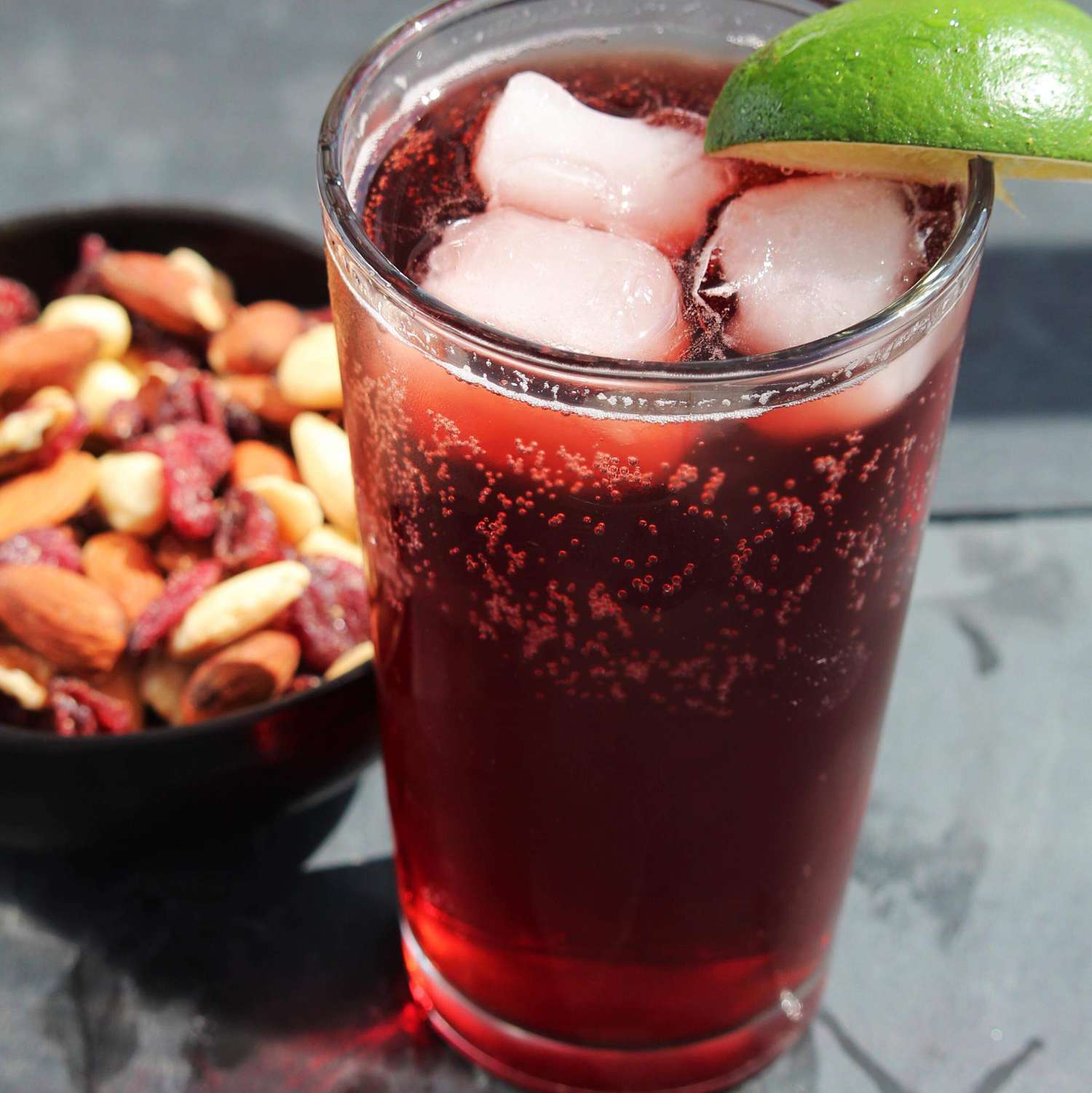 Sparkling Hibiscus Lemonade Cooler