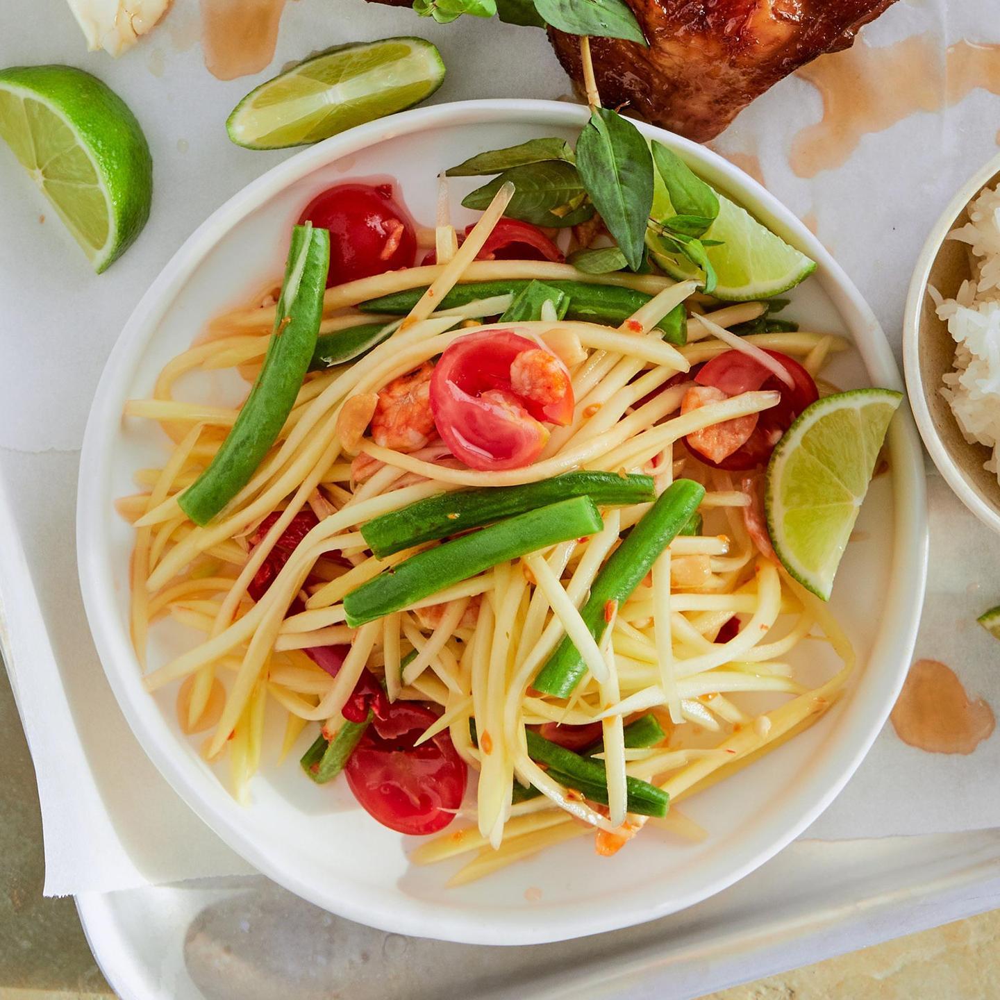 Authentic Isaan Som Tum (Papaya Salad) with Sticky Rice