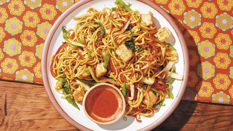 Stir-Fried Noodles with Tofu