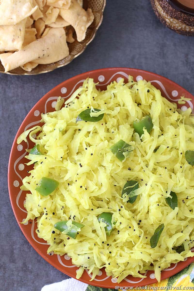 Raw Papitha No Sambharo with Mustard Seeds and Green Chili