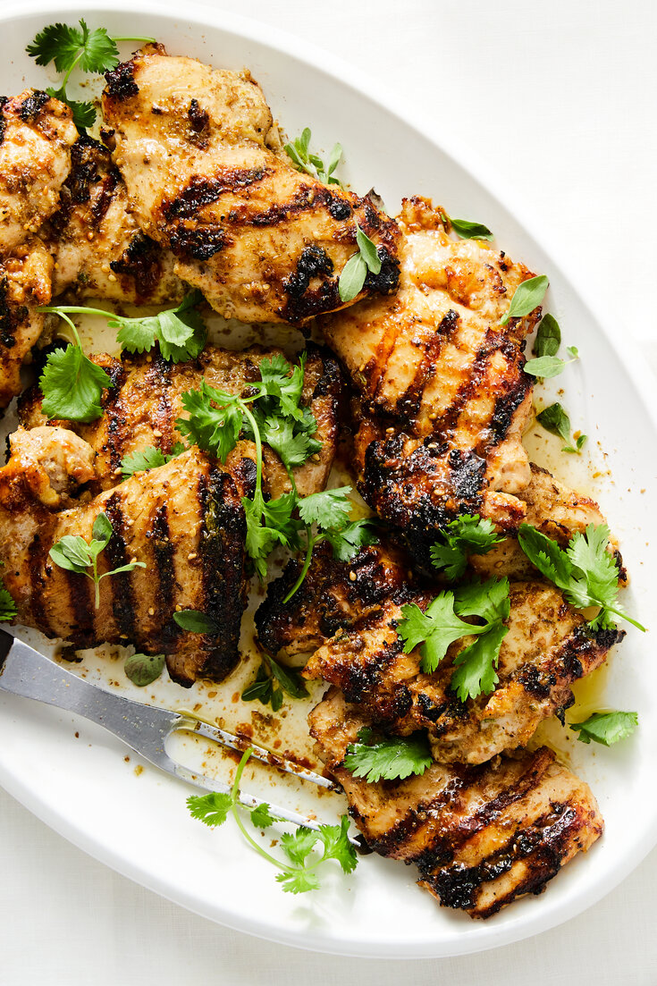 Pan-Seared Chicken with Za'atar Yogurt Sauce