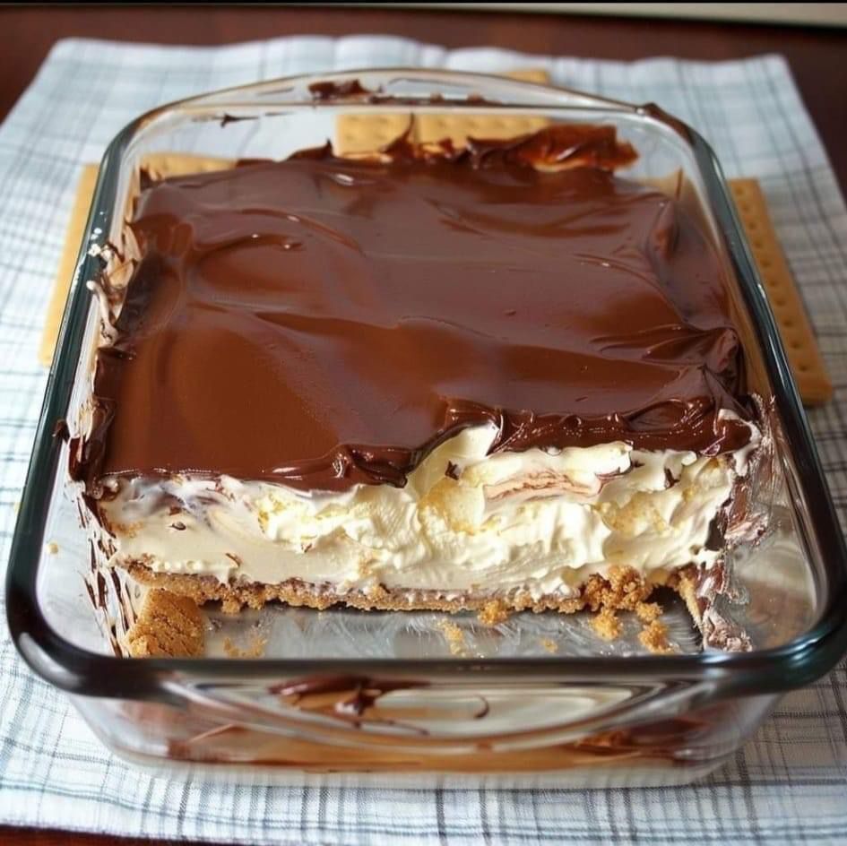 No-Bake Chocolate Eclair Dessert Parfait