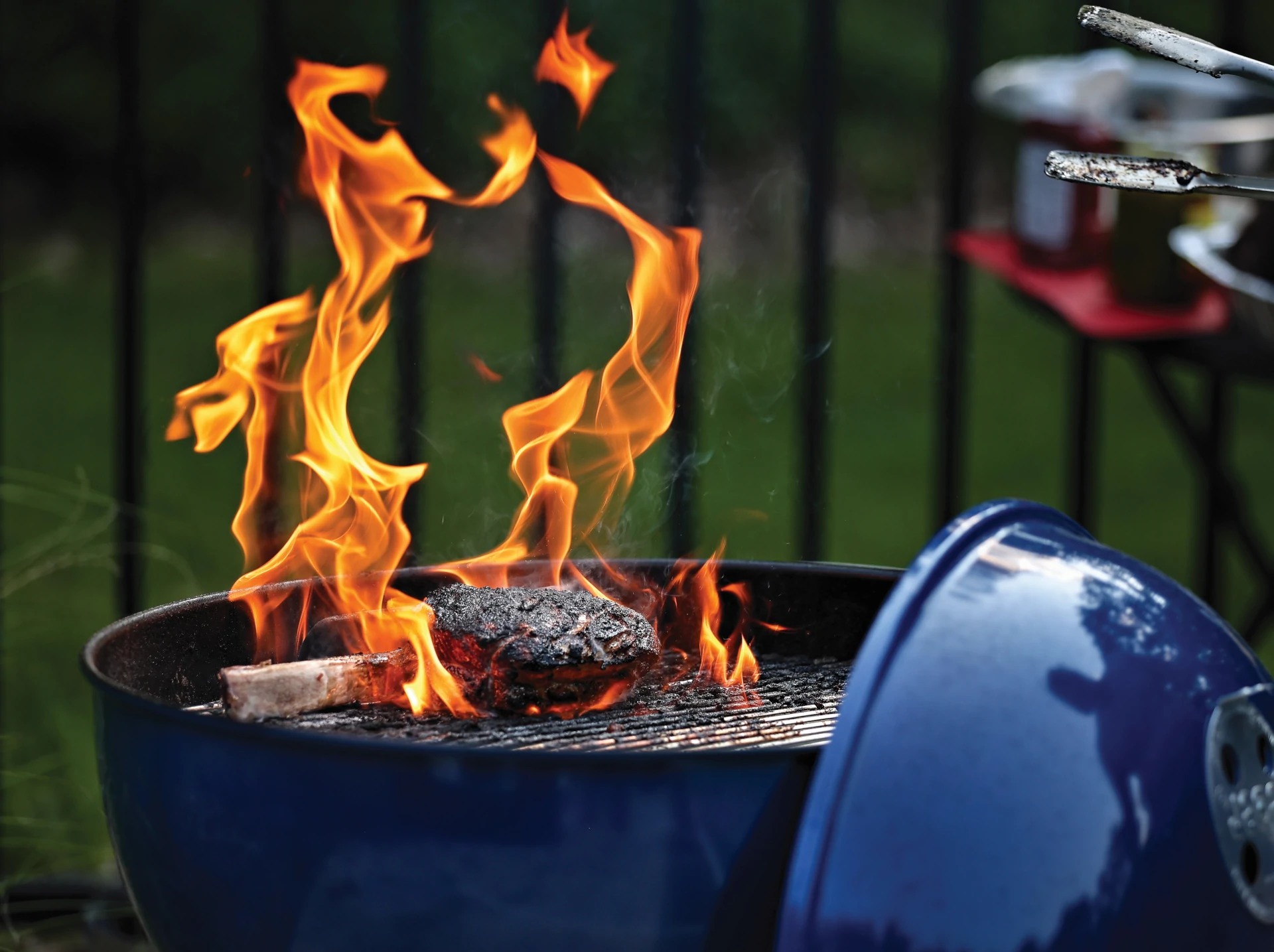 Serious Grilled Steak with Red Wine Sauce
