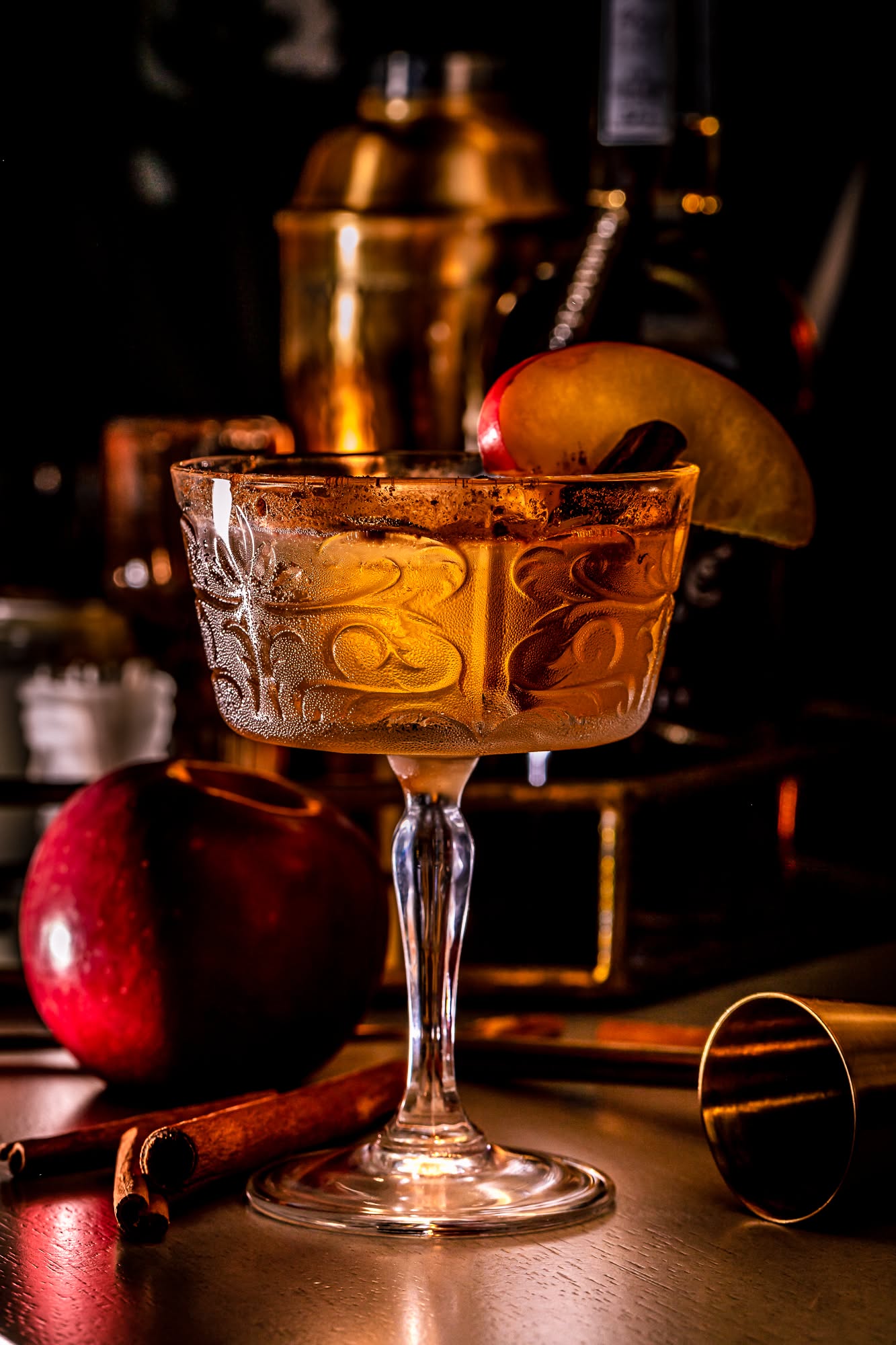 Shimmering Apple Whiskey Fizz
