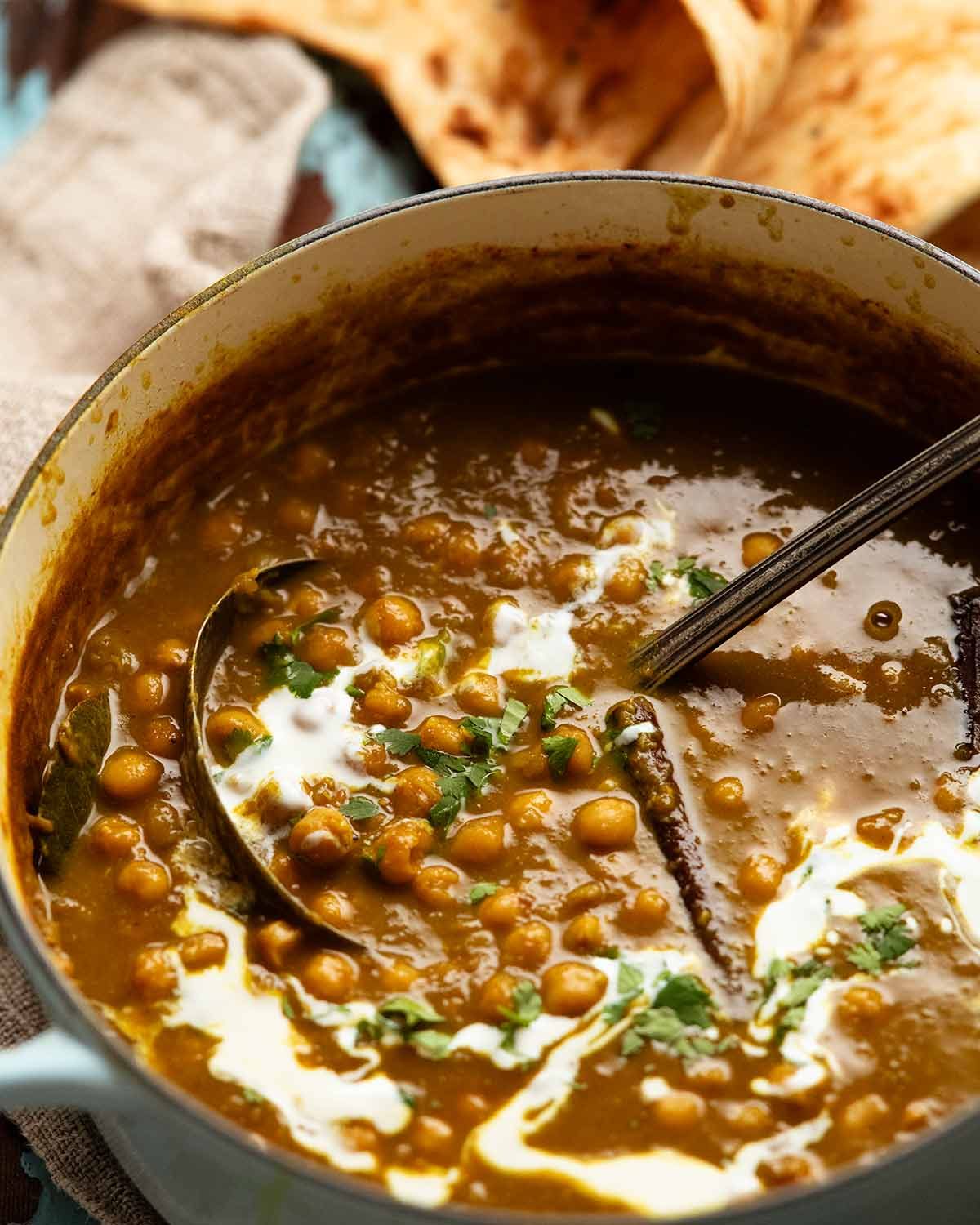 Slow-Cooked Paneer and Chickpea Curry with Papad Crunch