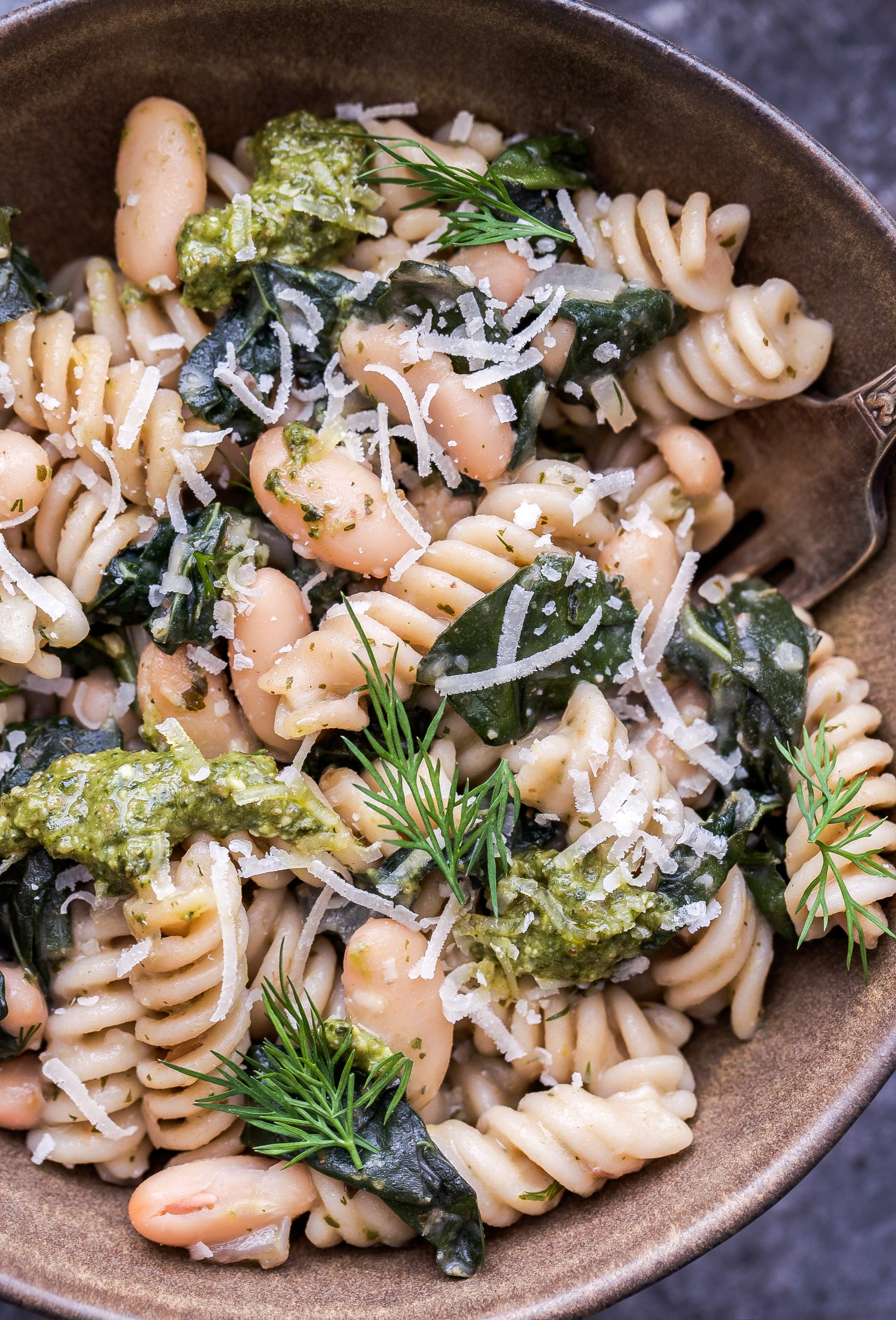 Creamy Kale and White Bean Pasta